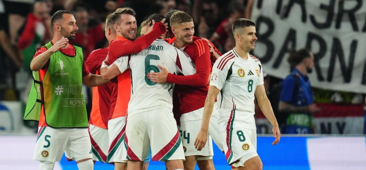 德国西班牙上演激烈的欧国联对决